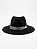 CHAPÉU FEDORA PRETO UNISSEX CORRENTE SETAS DUPLAS PRATEADAS ABA RETA 7,5 CM - Imagem 1