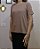 T-shirt basica marrom de viscose com decote redondo e manga curta - Imagem 5