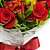 Buquê Tradicional de 12 Rosas Vermelhas e  6 Astromélias - Imagem 2
