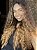 Lace Front HD Fibra Premium Cacheada Joy Ombré Loiro - Imagem 6