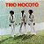 VINIL LP TRIO MOCOTÓ 1977 - TRÊS SELOS [lacrado] - Imagem 1