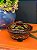 Tagine Saleiro Marroquino - Ceramica - Pitando à mão - Preto, Vermelho e Amarelo - Imagem 1