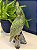 Escultura Cacatua - Decorativa - Cerâmica - Verde, Azul e Marrom - Imagem 2