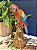 Escultura Arara - Decorativa - Cerâmica - Lado Esquerdo - Vermelho e Colorido - Imagem 1