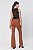 CALÇA FLARE SUEDE SABRINA MOCHA MOUSSE - Imagem 16