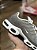 AIR MAX PLUS SE cinza - Imagem 3