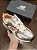NEW BALANCE 530 (prata/laranja) - Imagem 2