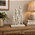 Escultura Decorativa Família 4 Figuras Resina Estatueta Ornamento Premium - Imagem 3
