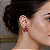 Brinco de Pressão Pretiosus Luxe Vermelho Rubi | Zircônias Lapidadas em Gota | Clipe Retrô Confortável | Design Elegante | Banho Ouro 18K - Imagem 2