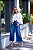 Calça jeans pantacourt com faixa na cintura e barra desfiada - Imagem 2