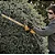 Aparador de Cerca Viva Dewalt 22 Pol. a Bateria 20V Max Li-Ion - DCHT820B-B3 - Imagem 3