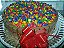 Bolo Kit Kat c/ Confetes - Imagem 1