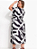 Vestido Feminino Longo Abstrato Plus Size em Jersey Acetinado - Imagem 2