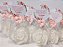 Lembrancinha 70 Anos: Sabonete Rosa Luxo com Mini Terço - Imagem 5