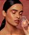 SHIMMER BLUSH - BLUSH CINTILANTE COMPACTO - MADAGASCAR / BRUNA TAVARES - Imagem 2