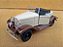 Ford Roadster 1932 BEGE -  Escala 1/38 - 12 CM - Imagem 1