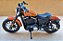 Harley Davidson Sportster Iron 883 2014 Laranja - ESCALA 1/18 - 12 CM - Imagem 2