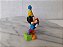 Miniatura de vinil Disney Mickey chapéu de festa,  segurando presente , , da Applause, 7 cm - Imagem 4