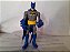 Figura de ação articulada do Batman de capa azul DC comics. 15 cm  Mattel 2011  R$ 30,00 - Imagem 1