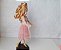 Boneca Barbie Genevieve de 40cm de altura  sem base redonda, pulseiras, operação eletronica inoperante, Mattel, usada - Imagem 4
