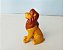 Miniatura Disney estática do  Rei Leão sentado. 7 cm, usada - Imagem 4