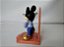 Miniatura Disney Mickey com cenário,coleção McDonald's 50 anos Disney Parks usado - Imagem 4