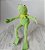 Mini pelúcia estrutura de arame posavel caco sapo / Kermit do Muppet show Jim Henson.  Cm - Imagem 1