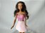 Barbie Afro descendente vestido rosa detalhes cor de vinho curto ,usada - Imagem 7