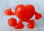 Coraçãozinho de plastico jogando futebol , promoção Chambinho Danone  3 cm - Imagem 3