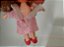 Anos 70 Mini Doll Vivinha cabelo castanho da Estrela ,10 cm, vestido xadrez rosa e sapatos customizados - Imagem 6