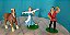 Miniatura Disney Bela camponesa 7 cm, cavalo Philippe 8 cm e Gaston 8 cm de A Bela e Fera - Imagem 1