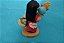 Miniatura Disney da Lilo a com sua boneca Scrump, do Lilo e Stitch , 6 cm - Imagem 3