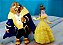 Playset Disney personagens de A bela e a fera; Bela, Fera,madame Samoovar e chip e Horloge e Lumiere - Imagem 4