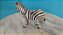 Miniatura de vinil Gulliver , Zebra,  11 cm de comprimento  da coleção; os.bichos ir - Imagem 2