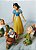 Miniatura Disney da coleção de Agostini 2010,  Branca de Neve 11 cm e 4 anões 7 cm - Imagem 1