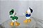 Miniatura Disney Bullyland pintada a mão de Zezinho e Luizinho, sobrinhos do Pato Donald segurando Walkie talkie 5,5 cm - Imagem 4