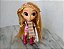 Boneca  articulada Hairdorable série 3 mountain Kat da Just Play 12 cm - Imagem 1