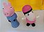 Casinha portátil 15x12x9 cm da Peppa pig e 6 bonecos 4,5 cm a 7,5 cm - Imagem 4