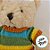 Urso De Pelúcia Com Suéter Colorido - Bege - 29cm - 1 unidade - Rizzo - Imagem 4