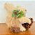 Enfeite Decorativo de Natal - Esquilo Bege - Cachecol e Pinha - 23x14,5x22,5cm - 1 unidade - Cromus - Rizzo - Imagem 1