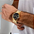 Relógio Guess Masculino Dourado W0668G8 - Imagem 3