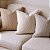 Capa de Almofada Capri em Suede Felpudo Premium 50x50cm Luxo Decorativa - Imagem 4