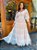 Vestido de noiva Bruna, com busto de tule bordado e manga longa em renda - Imagem 1