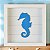 Quadro Náutico Fundo Branco Cavalo Marinho Azul XC-54 B - Imagem 1