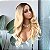 Wig Jade Loiro Bege Médio com Raiz Esfumada - Imagem 5