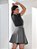 Saia Fitness com Short por Baixo Para Exercícios Cinza com Listras Laterais Ref.8019 - Imagem 4