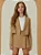 Blazer de linho caramelo | Iam Authoria - Imagem 1