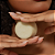 SALDÃO | condicionador em barra natural | nutrição leve | maracujá, cupuaçu e capim limão (55 g) - Imagem 1