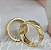Par de Alianças Poseidon - Ouro 18k - Imagem 7