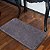 TAPETE SALA/QUARTO FELPUDO LISO MELODY 47x90cm CINZA JOLITEX - Imagem 5